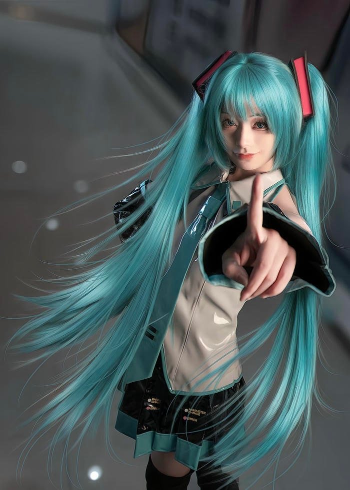 Ảnh cosplay Miku với trang phục đặc trưng rất bắt mắt