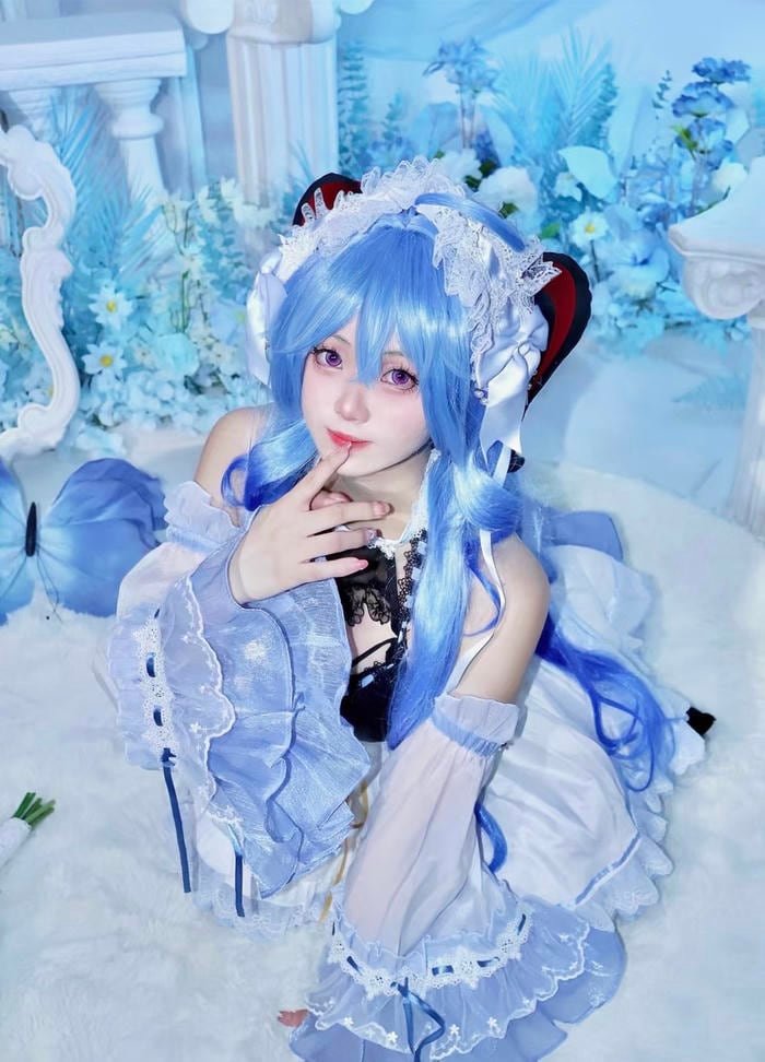 Ảnh cosplay ganyu mang cảm giác nhẹ nhàng nhưng gợi cảm