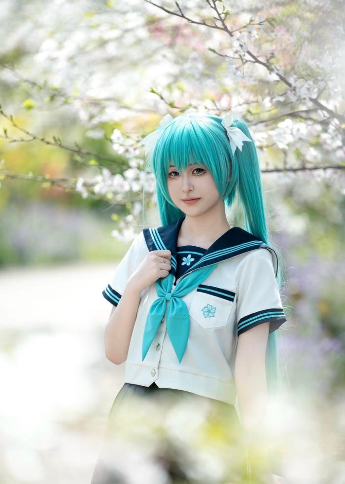 Ảnh cosplay học sinh ghi lại nét trẻ trung thu hút
