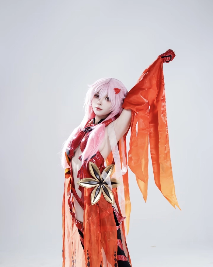 Ảnh gái xinh cosplay mang phong cách trẻ trung nổi bật