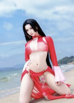 Album 150+ ảnh Boa Hancock cosplay đỉnh cao, thần thái kiêu sa - Featured post in Kho ảnh cosplay