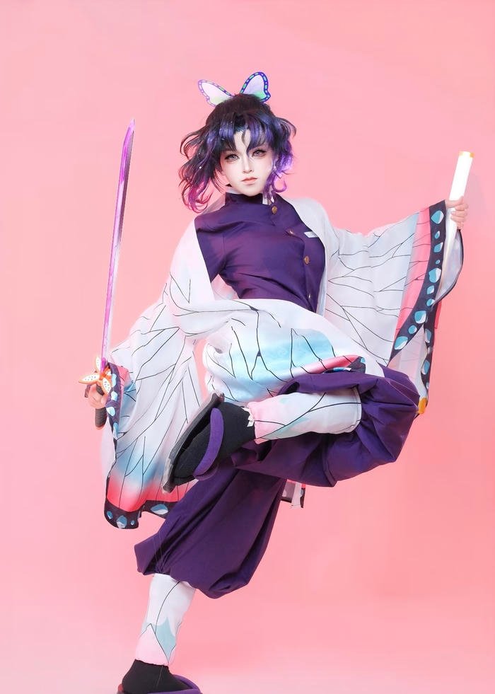 Bức ảnh Shinobu cosplay khắc họa dáng vẻ tinh tế