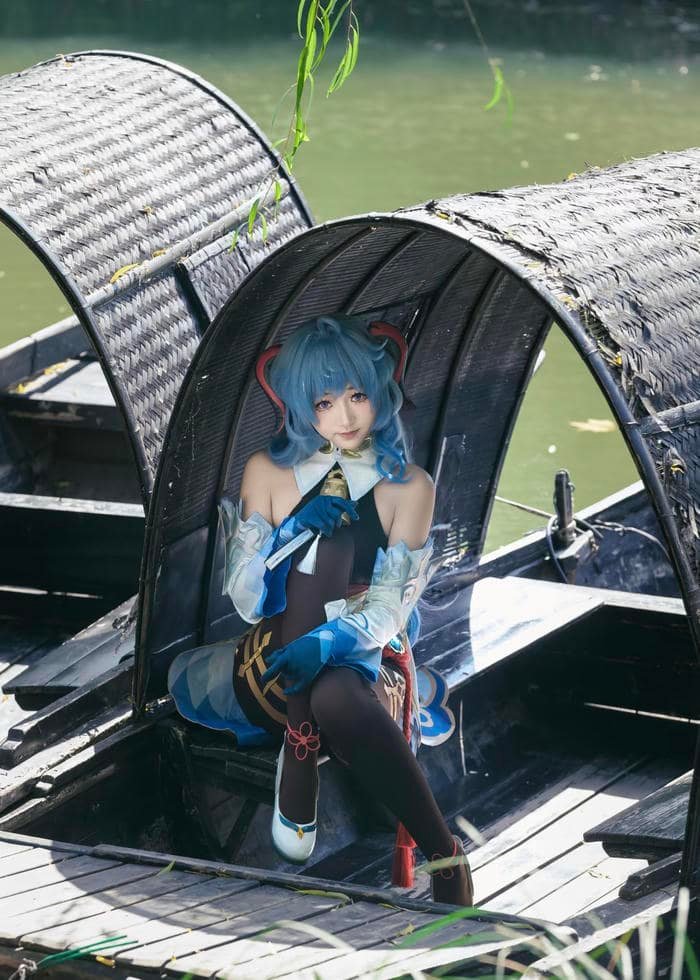 Bức ảnh cosplay ganyu làm khung hình vừa dịu vừa cuốn