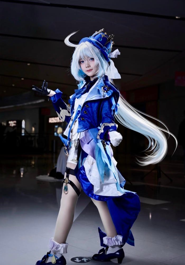 Bức ảnh furina cosplay khiến tổng thể trở nên cuốn mắt