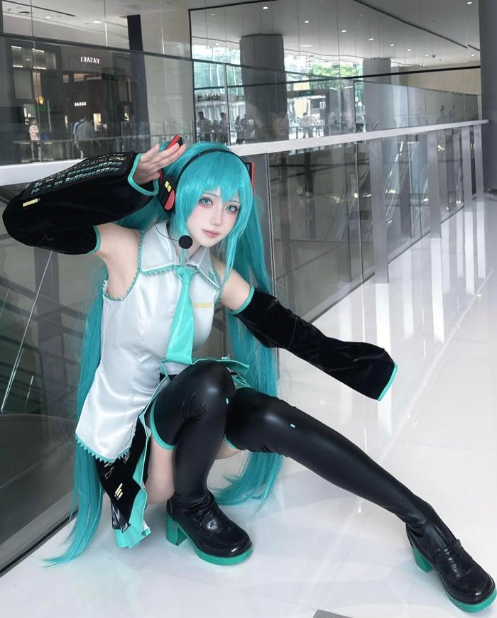 Bức hình cosplay Miku thể hiện diện mạo rất thu hút
