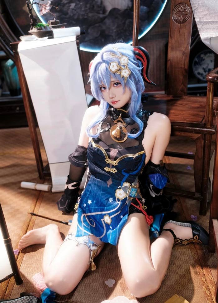 Bức hình cosplay ganyu gợi cảm nhận duyên dáng rõ rệt