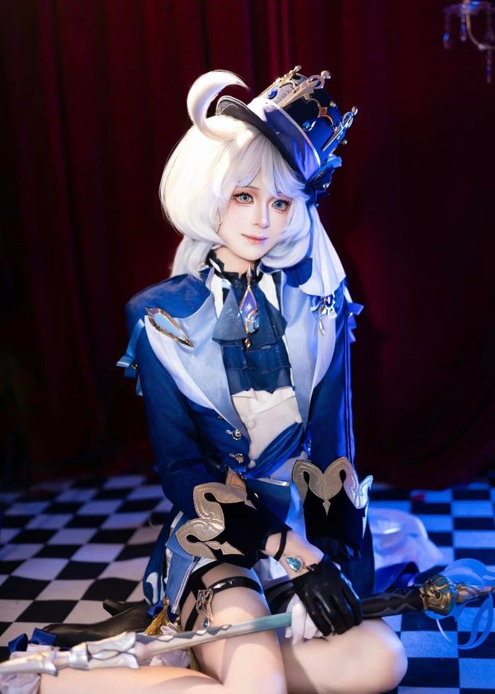 Bức hình furina cosplay gợi lên cảm giác mê mẩn nhẹ
