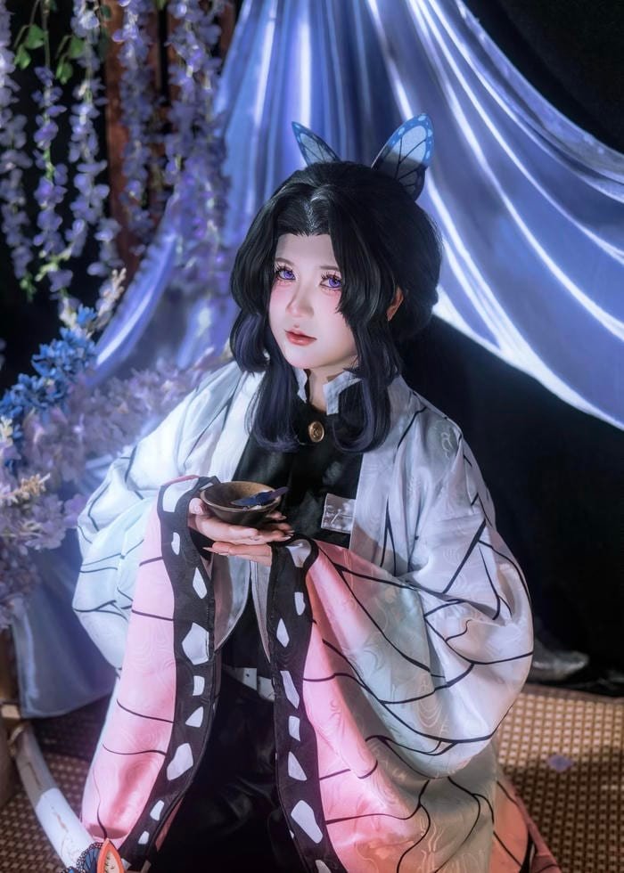Hình Shinobu cosplay mang nét cuốn mắt rất tự nhiên