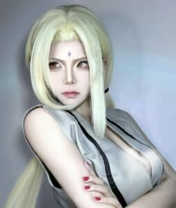 Hình ảnh cosplay Tsunade đẹp tinh tế đầy khí chất