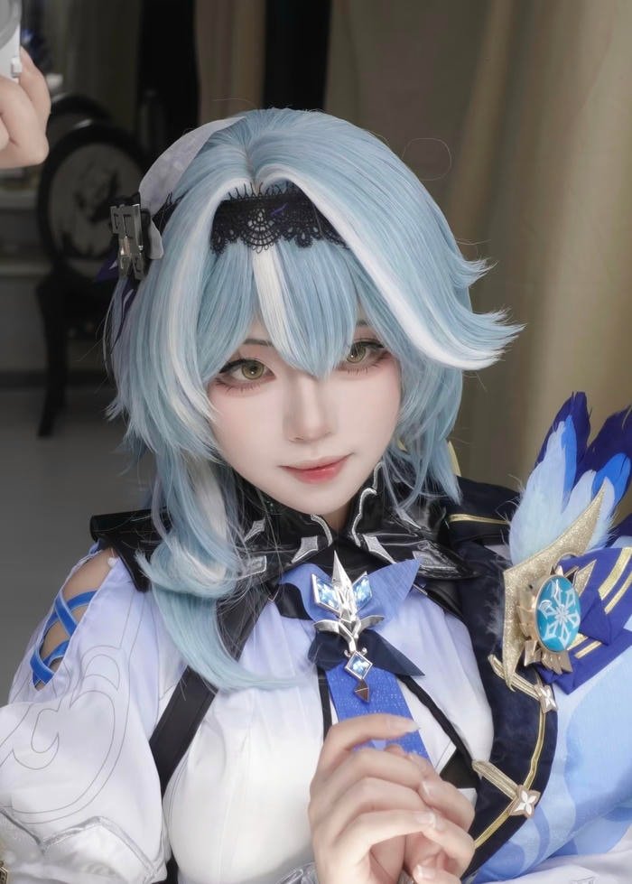 Hình ảnh cosplay ganyu cho thấy vẻ đẹp mềm mại lôi kéo