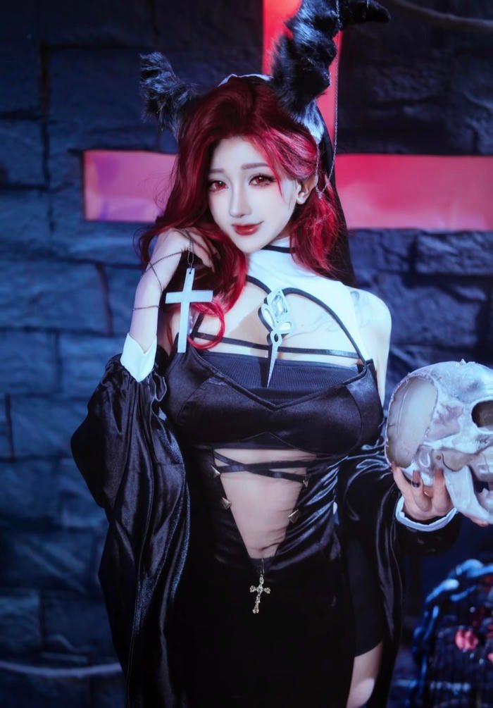 Hình ảnh gái xinh cosplay tạo cảm nhận lôi cuốn ngay từ đầu