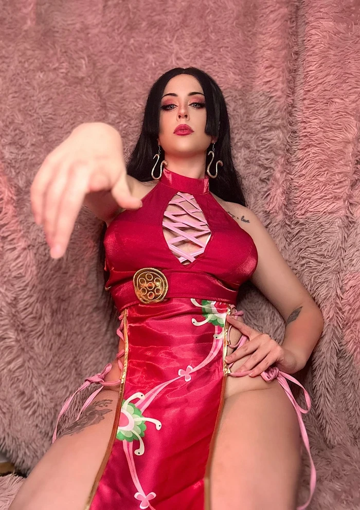 Hình cosplay Boa Hancock xinh đẹp quyến rũ