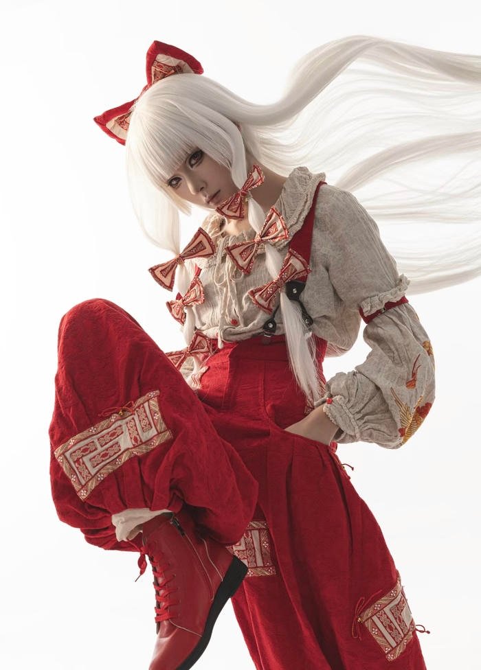Hình cosplay anime nữ mang cảm giác cuốn hút tự nhiên