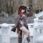 ảnh cosplay Kurumi đôi mắt đỏ