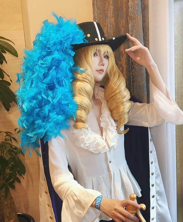 ảnh cosplay One Piece đầy màu sắc