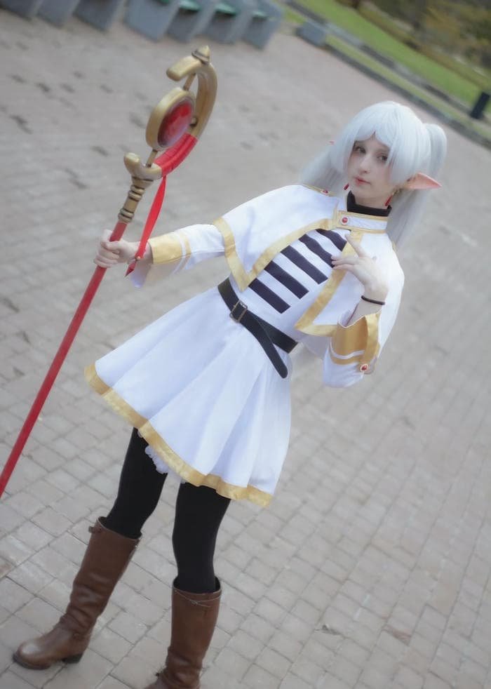 ảnh cosplay frieren đẹp mắt