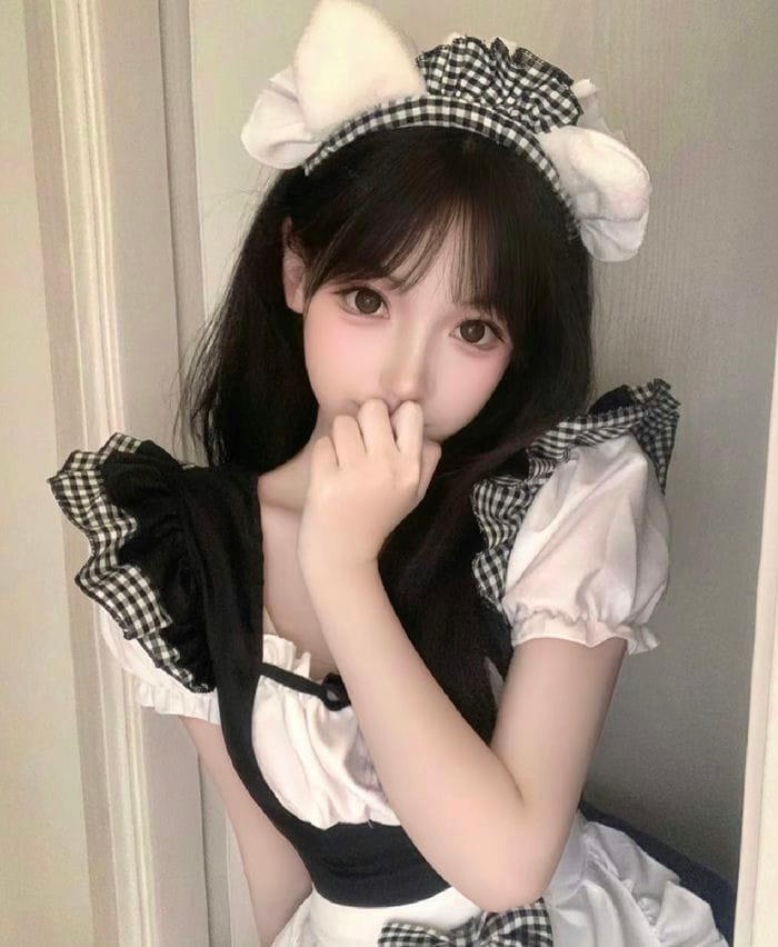 ảnh cosplay hầu gái