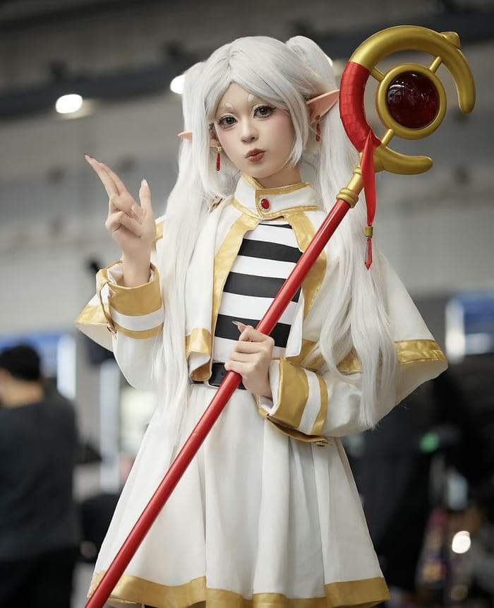 ảnh frieren cosplay anime