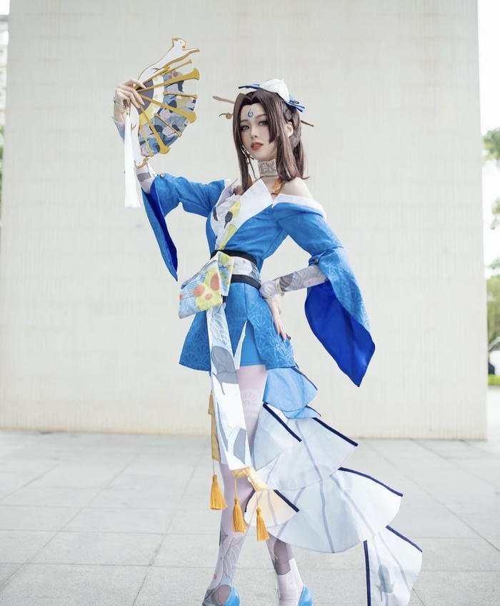 chị đẹp Mai Shiranui cosplay mạnh mẽ