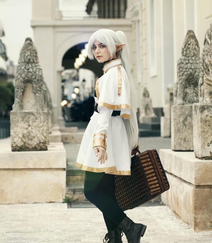 cosplay frieren áo choàng trắng