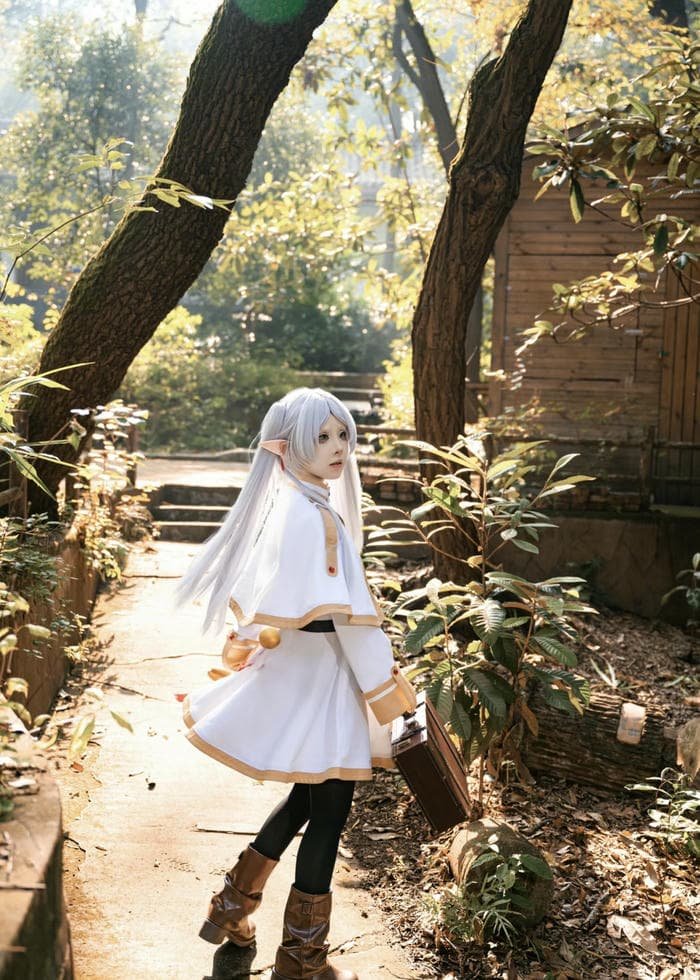 cosplay frieren phiên bản real life
