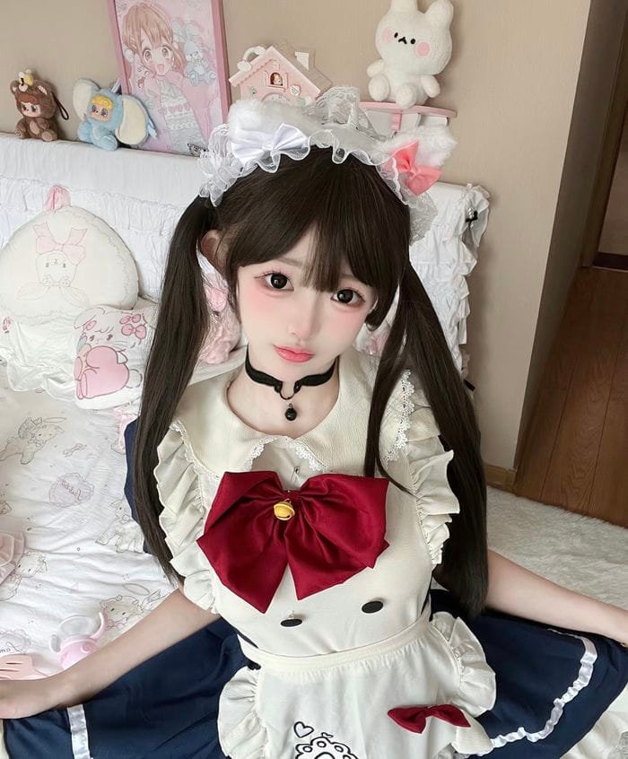cosplay maid anime