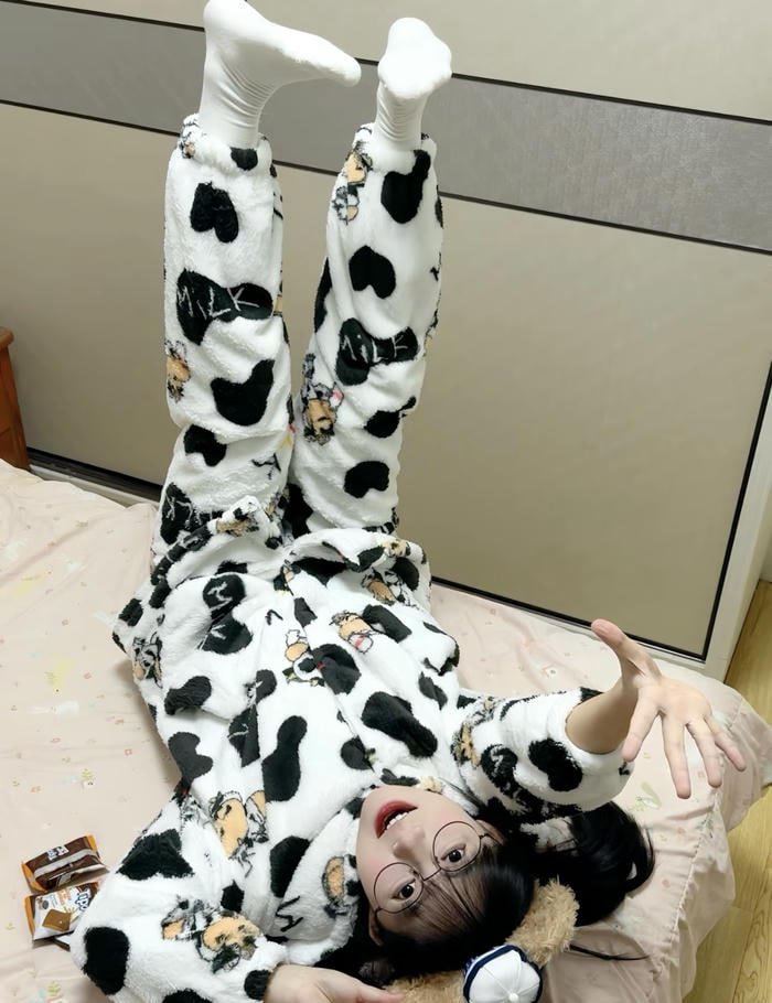 cosplayer phong cách bò sữa