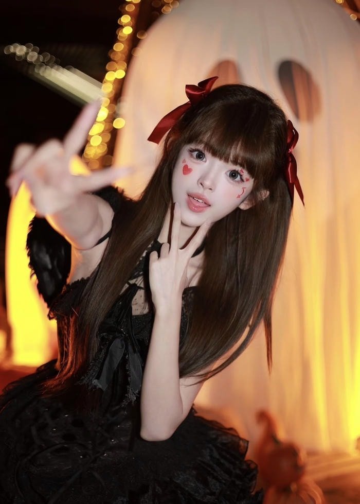 hình ảnh cosplay halloween bùng nổ