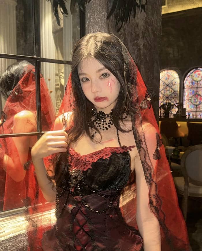 hình ảnh cosplay halloween chất