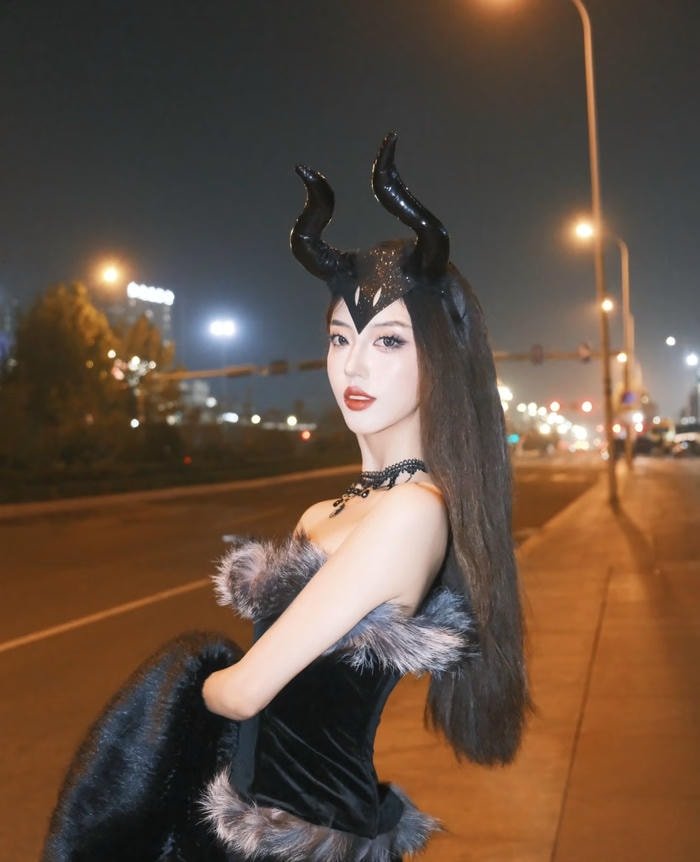 hình ảnh cosplay halloween nam