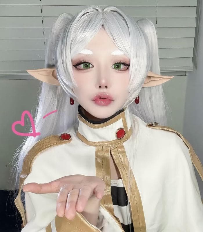 hình frieren cosplay phép thuật