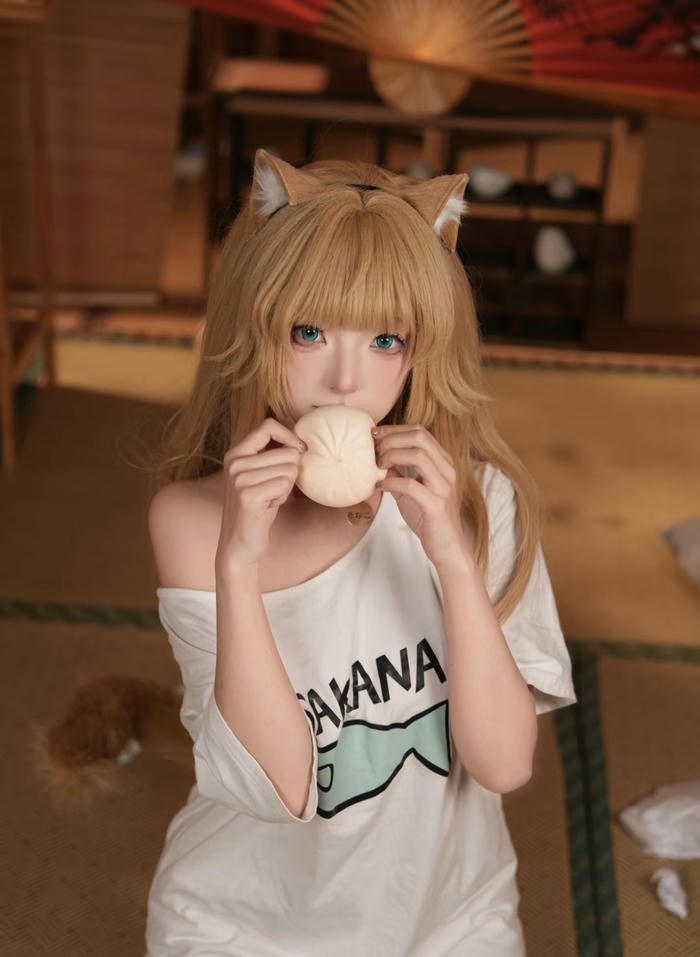 hóa thân cat girl hiện đại