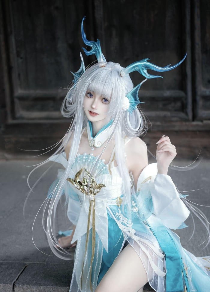 trang phục hóa thân tinh xảo