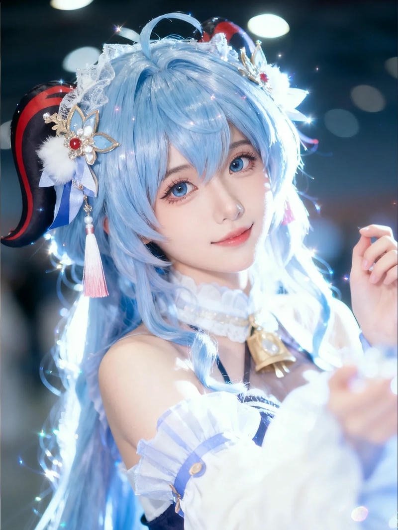 Ảnh cosplay ganyu cầm bình sữa dừa uống trông đáng yêu