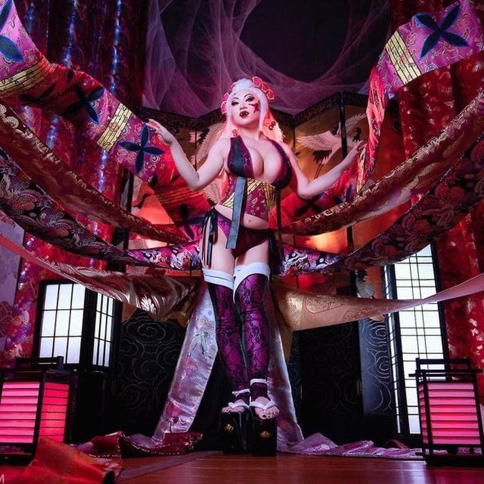 Hình ảnh cosplay daki thần thái kiêu sa