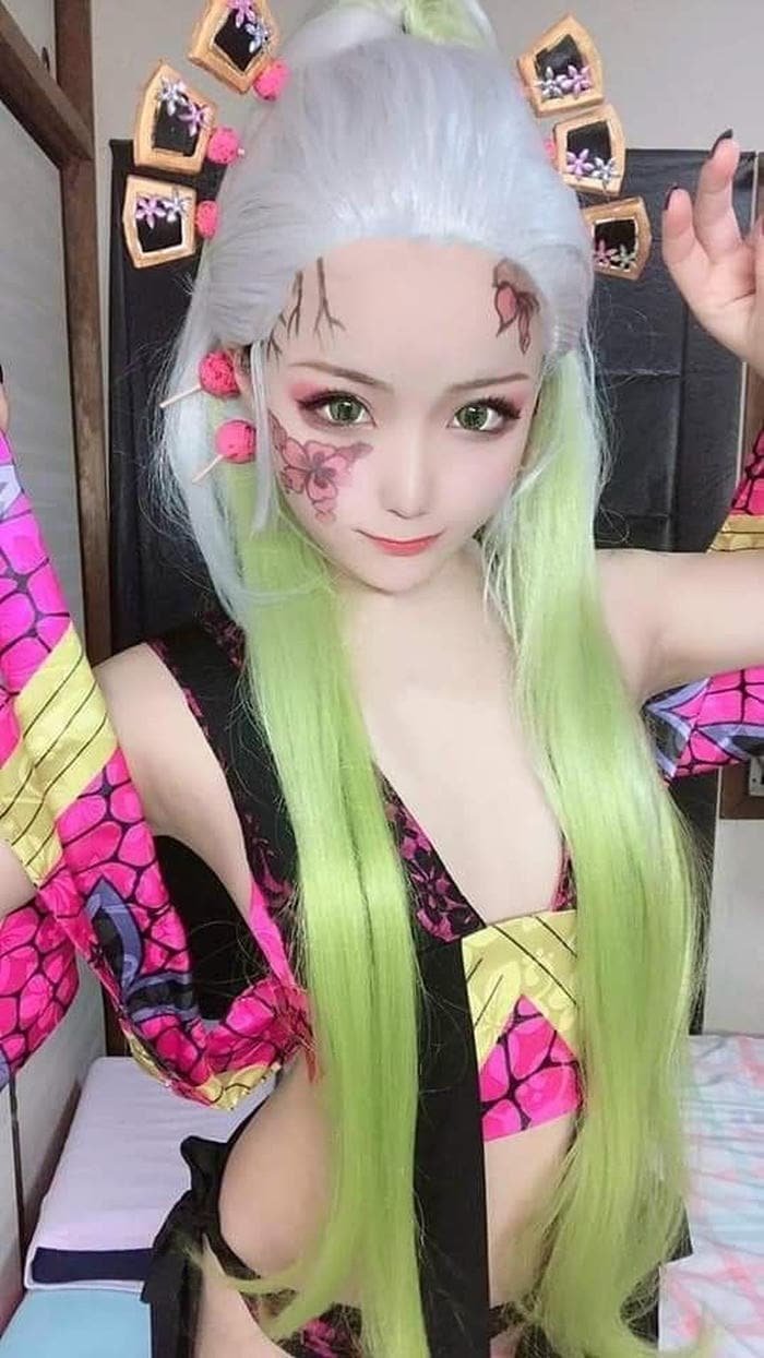 Hình ảnh cosplay daki tư thế uyển chuyển