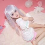 Hình ảnh sagiri cosplay tóc màu bạc