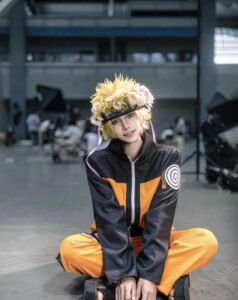 ảnh naruto cosplay phong thái tự tin