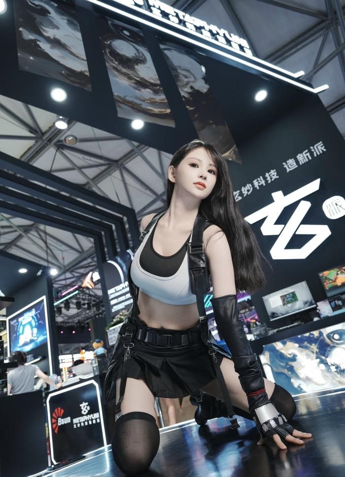bức ảnh cosplay tifa phong thái điềm đạm