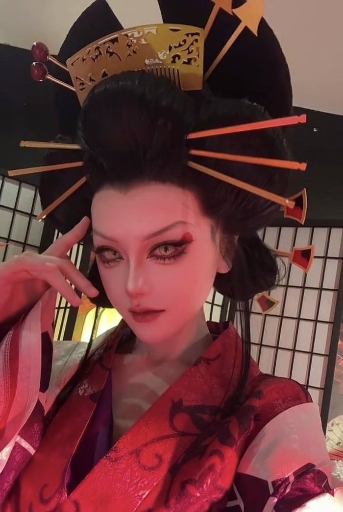 hình daki cosplay trang phục nổi bật