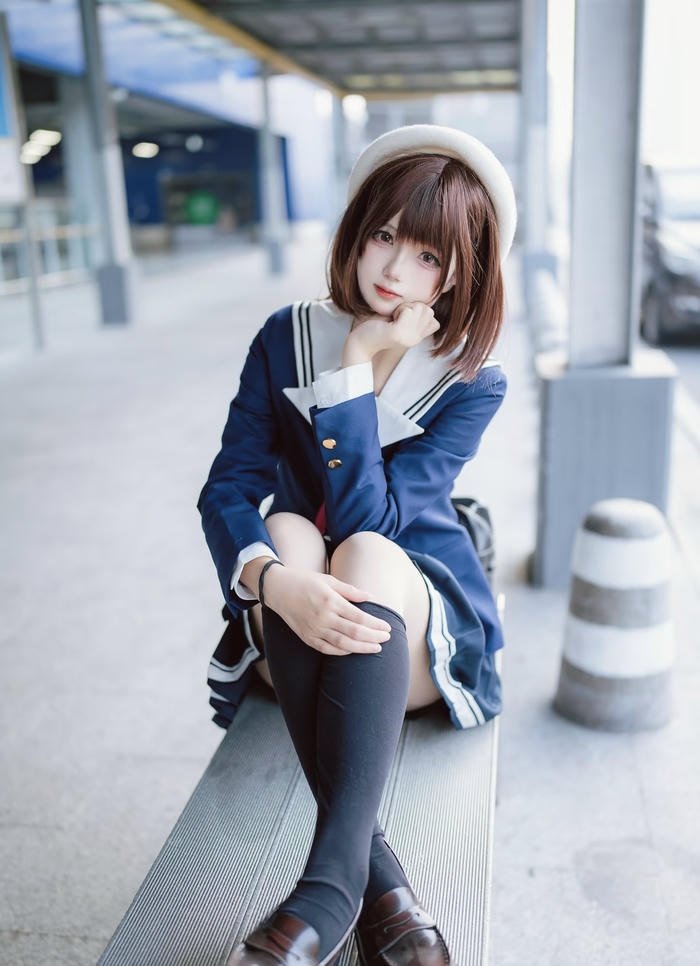 hình nữ sinh cosplay tóc gọn gàng