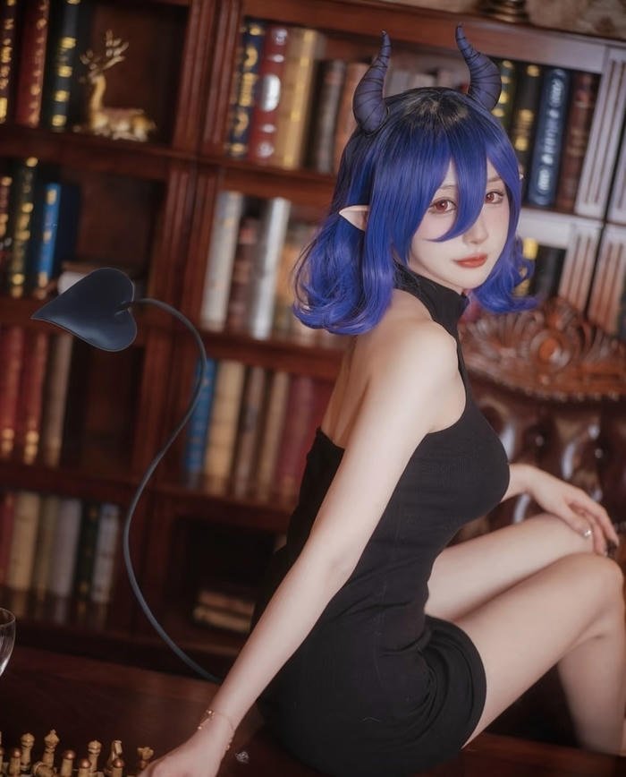 Ảnh cosplay vermeil thần thái cuốn hút