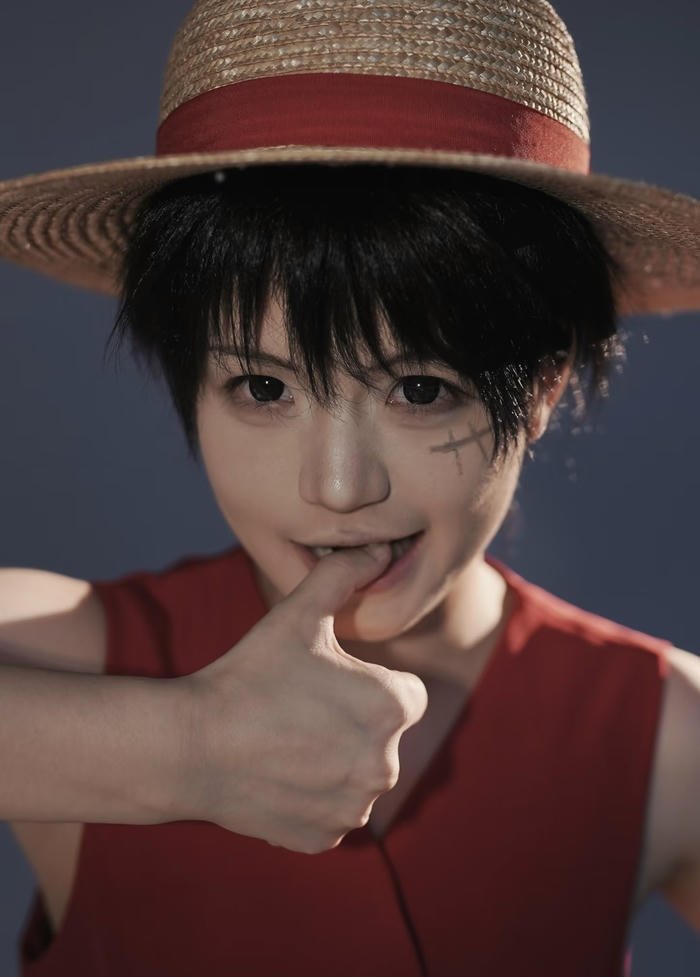 Ảnh luffy cosplay nụ cười đặc trưng