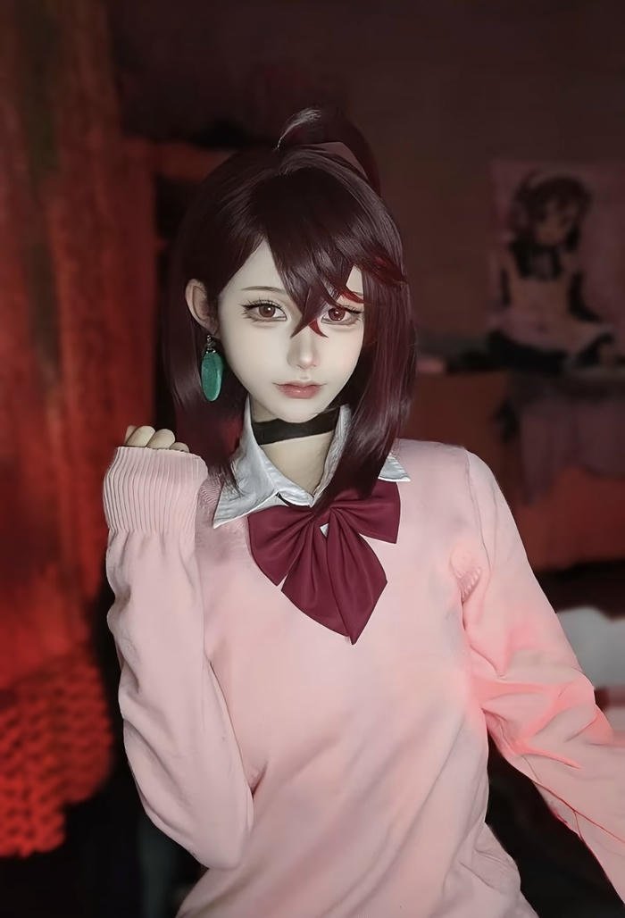 Ảnh momo cosplay nét mặt thanh tú