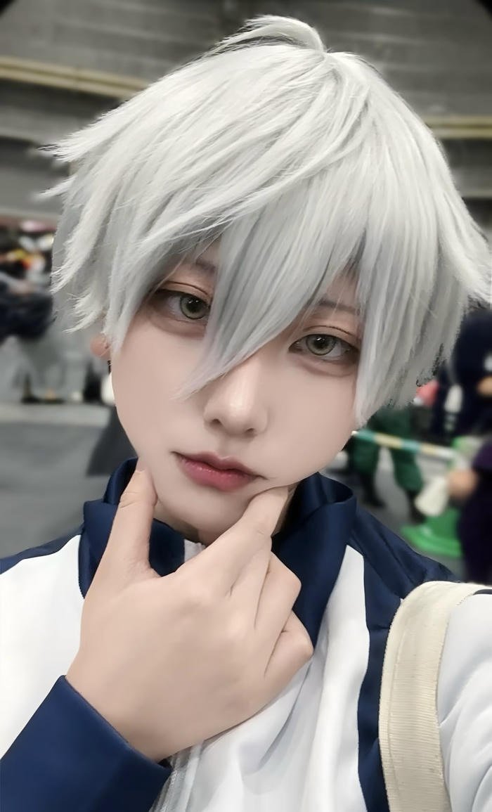 Ảnh nagi cosplay góc chính diện