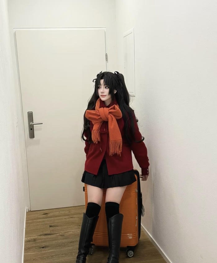 Ảnh rin tohsaka cosplay dáng đứng tự tin