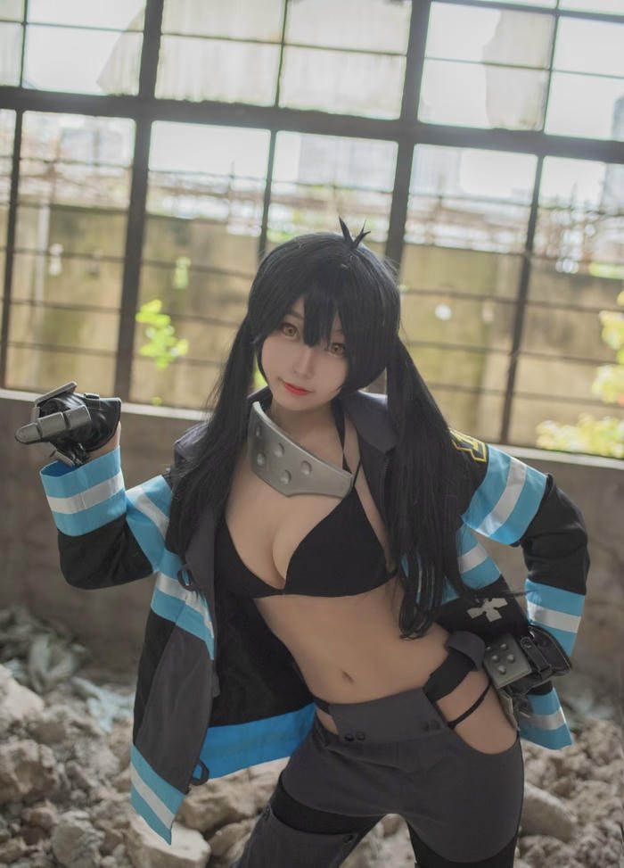 Ảnh tamaki kotatsu cosplay trang phục lính cứu hỏa