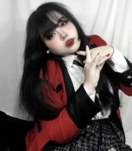 Ảnh yumeko jabami cosplay ánh mắt sắc sảo