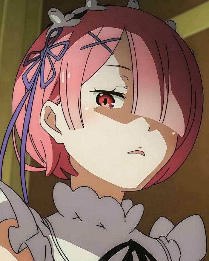 Anime Ram Re Zero mặt nghiêm nghị