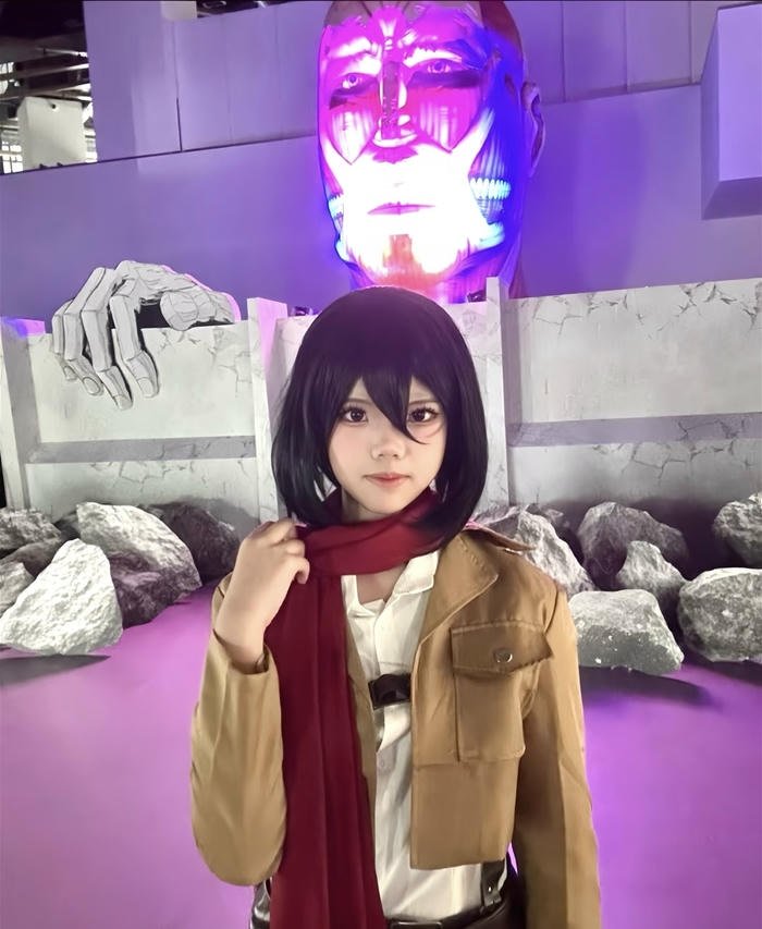 Bức ảnh attack on titan cosplay biểu cảm quyết tâm